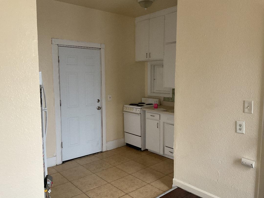 748 SE Jackson St.