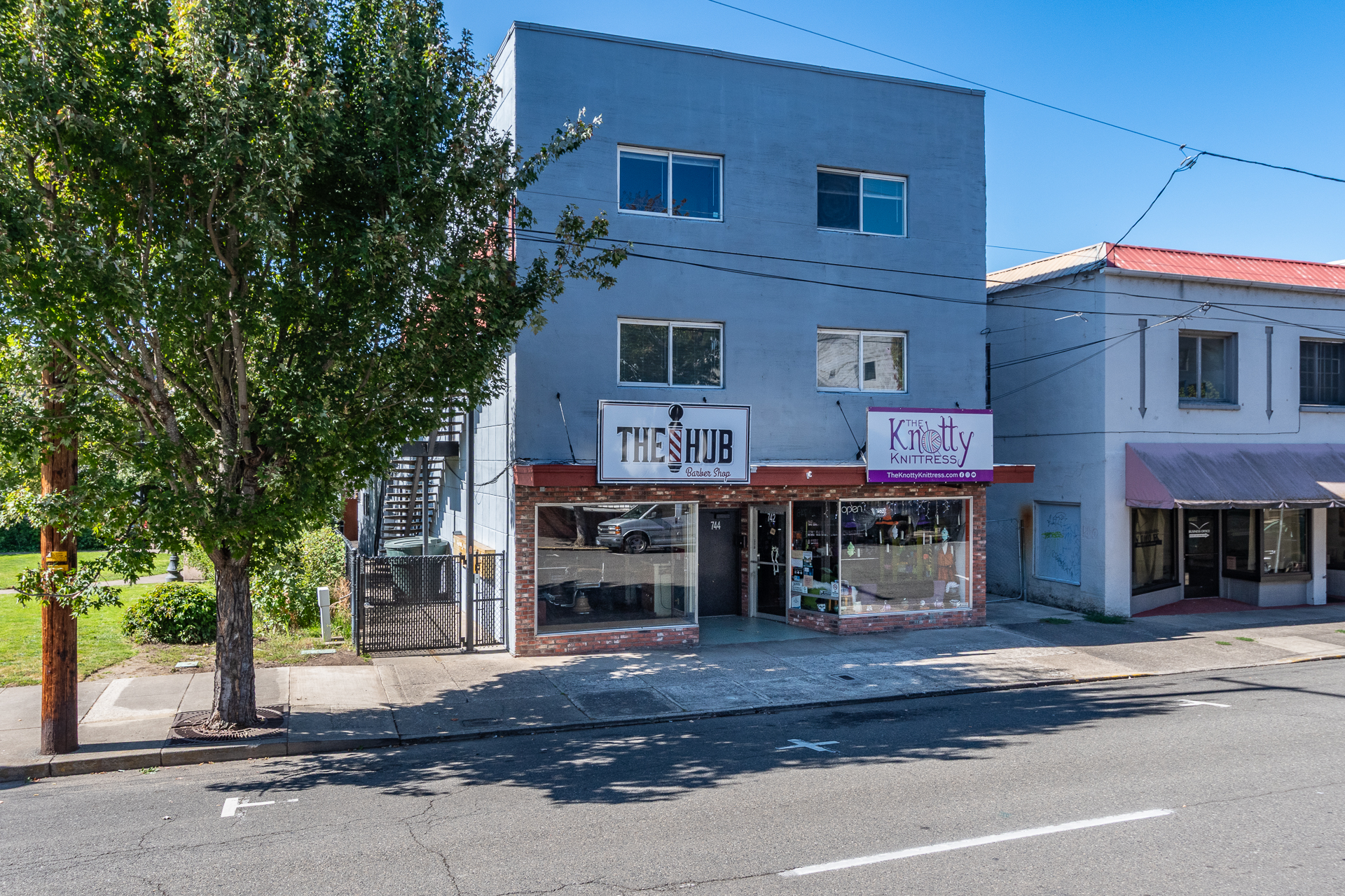 Property thumbnail image