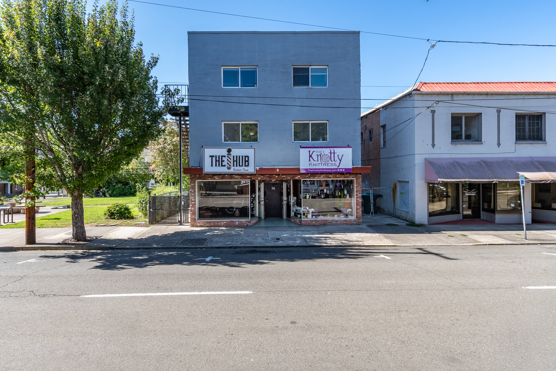 Property thumbnail image